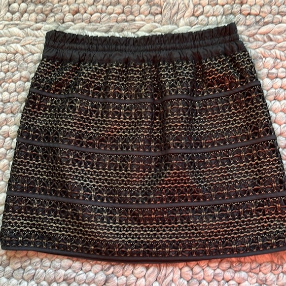 Robbie & Nikki black/metallic gold lace miniskirt - Picture 9 of 9